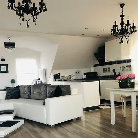 Rynek Pniewy Apartman *