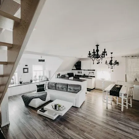 Rynek Pniewy Apartament *