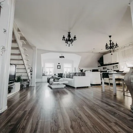 Apartament Rynek Pniewy *